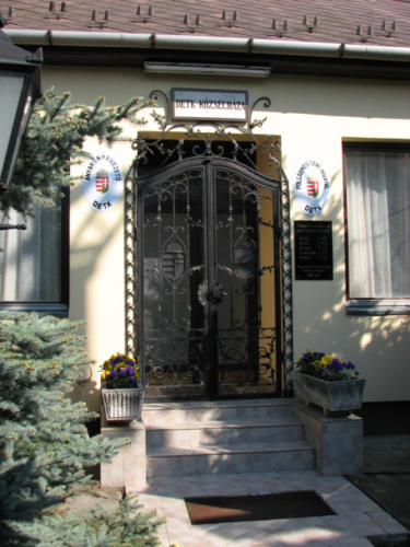 2008050440 20080526 1425821835